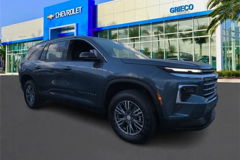 2026 Chevrolet Traverse photo 1