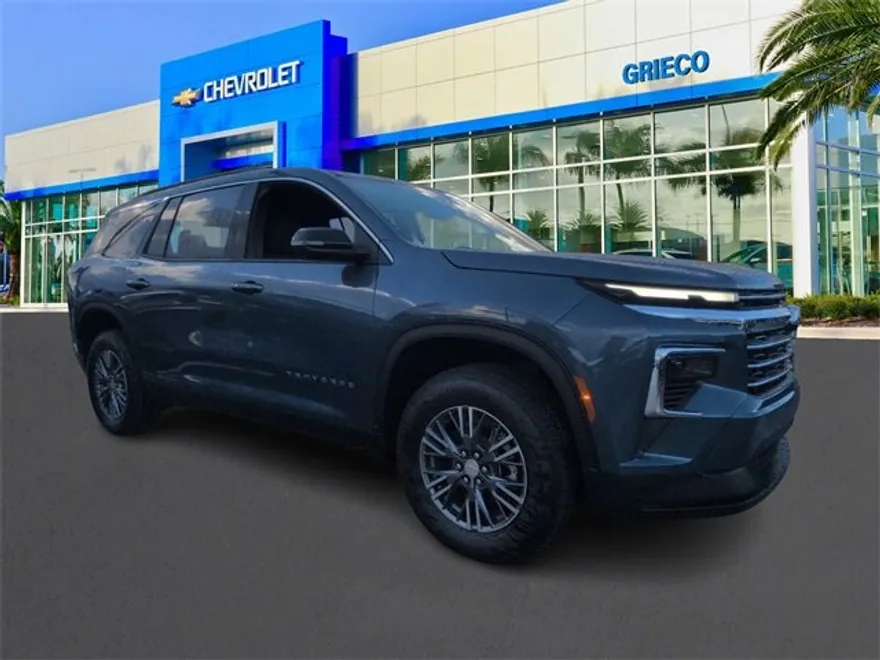 2026 Chevrolet Traverse photo 1