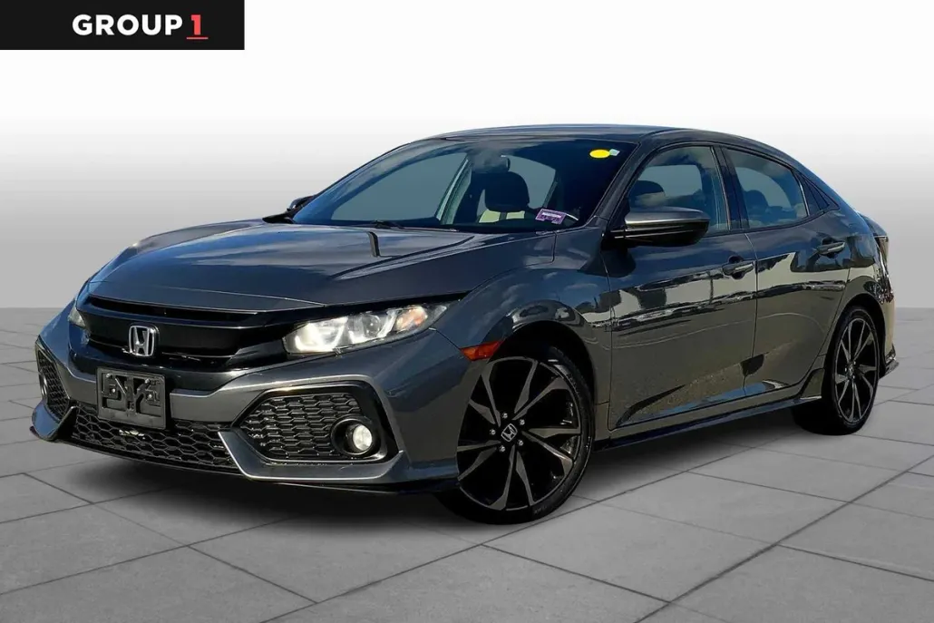 2018 Honda Civic Hatchback Sport photo 1