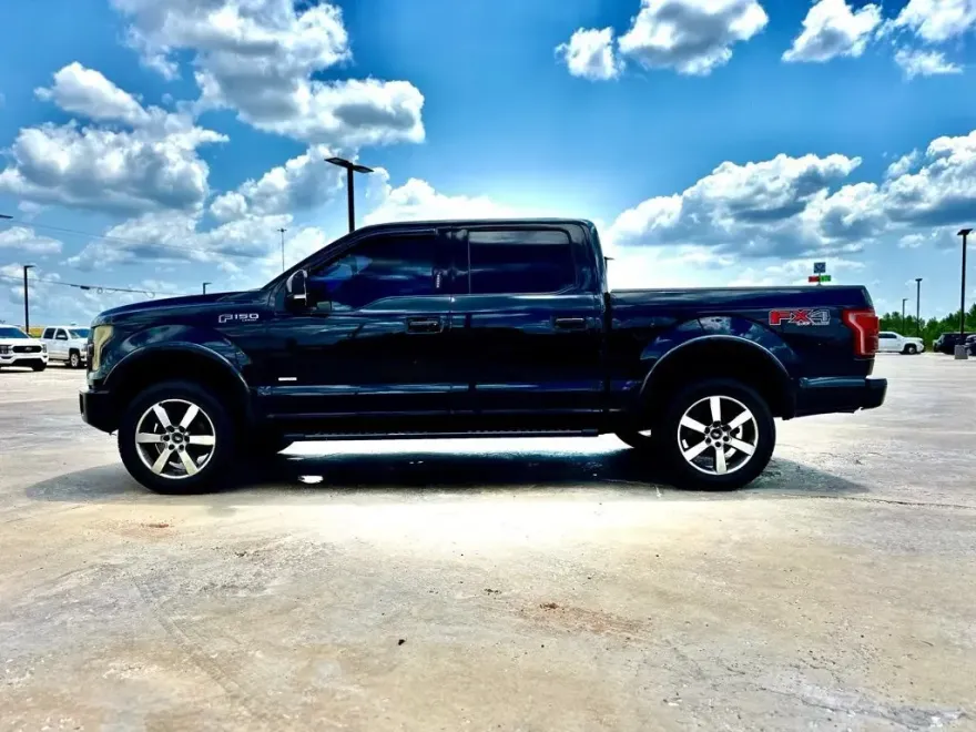 2015 Ford F-150 Lariat FX4 photo 1