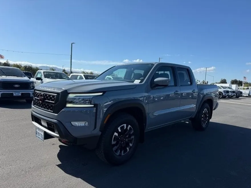 2022 Nissan Frontier PRO-X photo 1