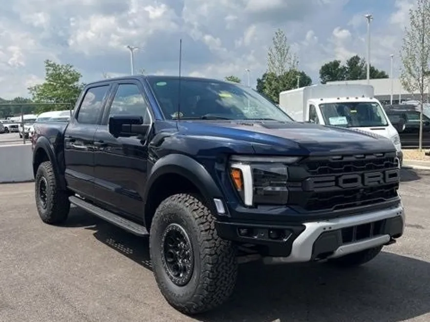 2025 Ford F-150 Raptor photo 1