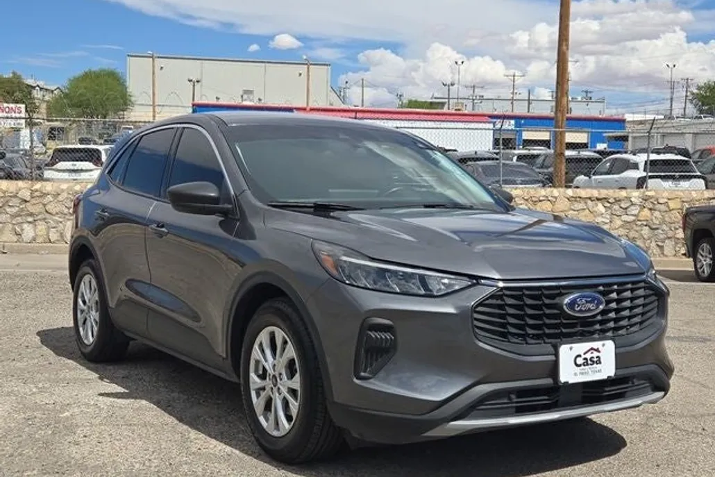 2023 Ford Escape Active photo 1