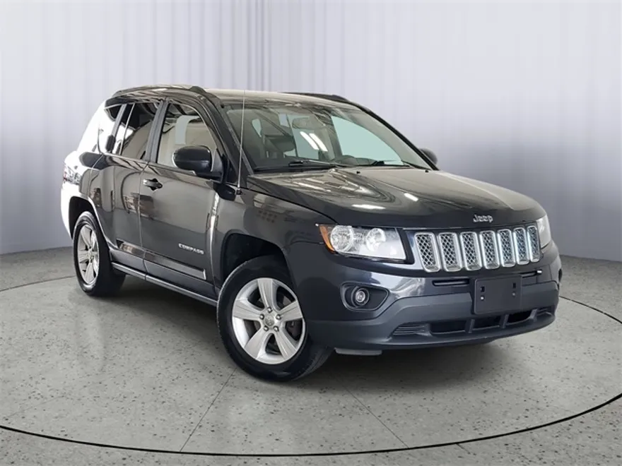 2014 Jeep Compass Latitude photo 1