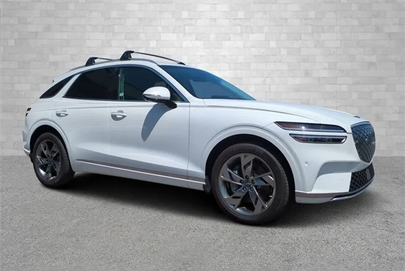 2024 Genesis Electrified GV70 Advanced photo 1