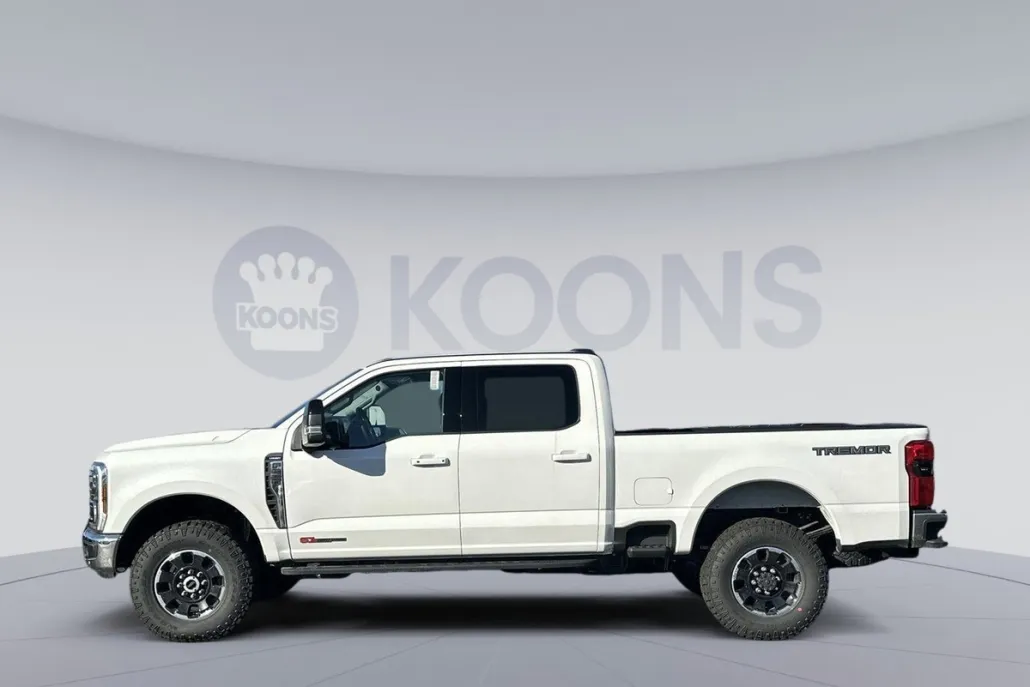 2025 Ford F-250 photo 1