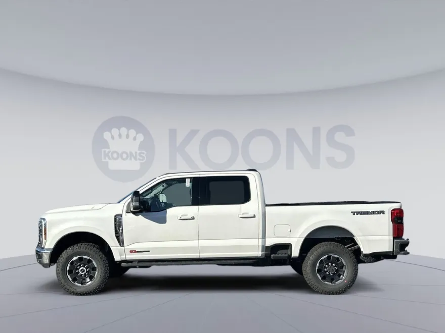 2025 Ford F-250 photo 1