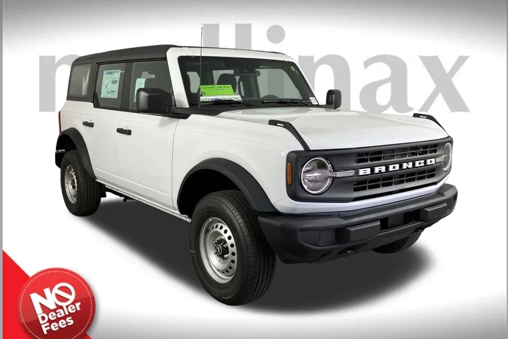 2025 Ford Bronco Base photo 1