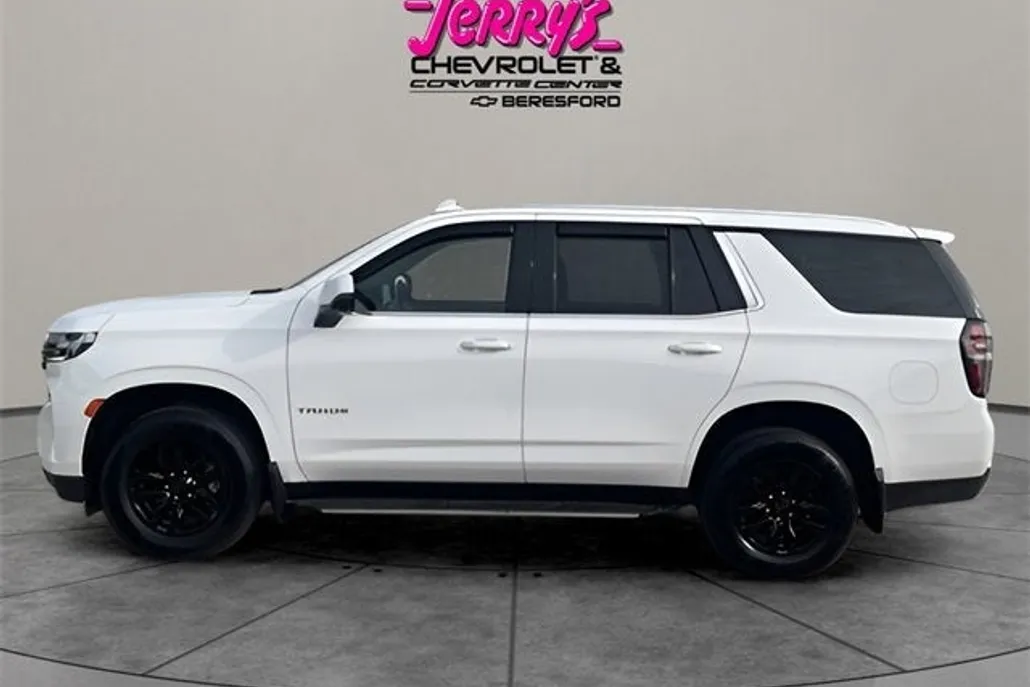 2021 Chevrolet Tahoe LT photo 1