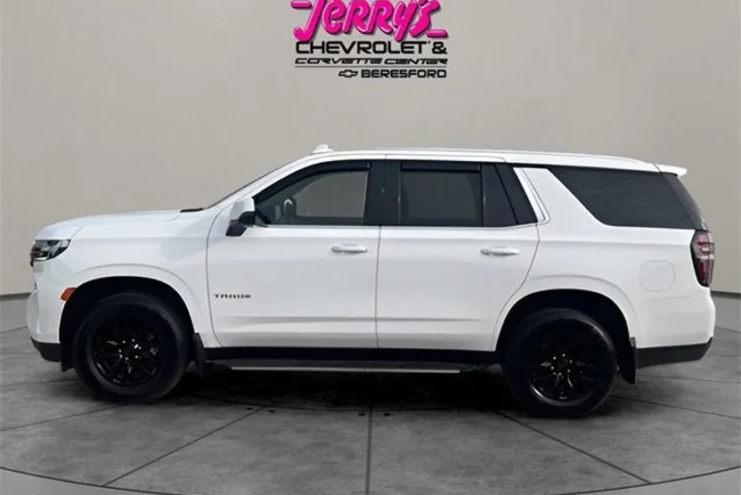 2021 Chevrolet Tahoe LT photo 1