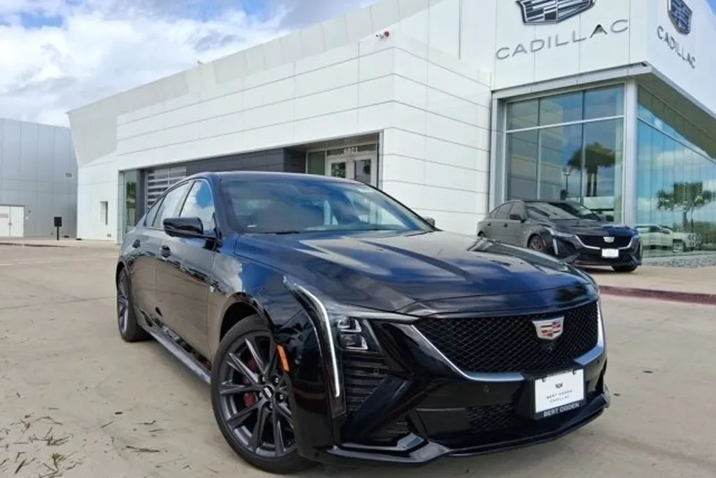 2025 Cadillac CT5 Sport photo 1