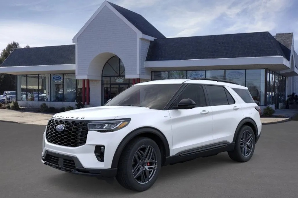 2025 Ford Explorer ST-Line photo 1