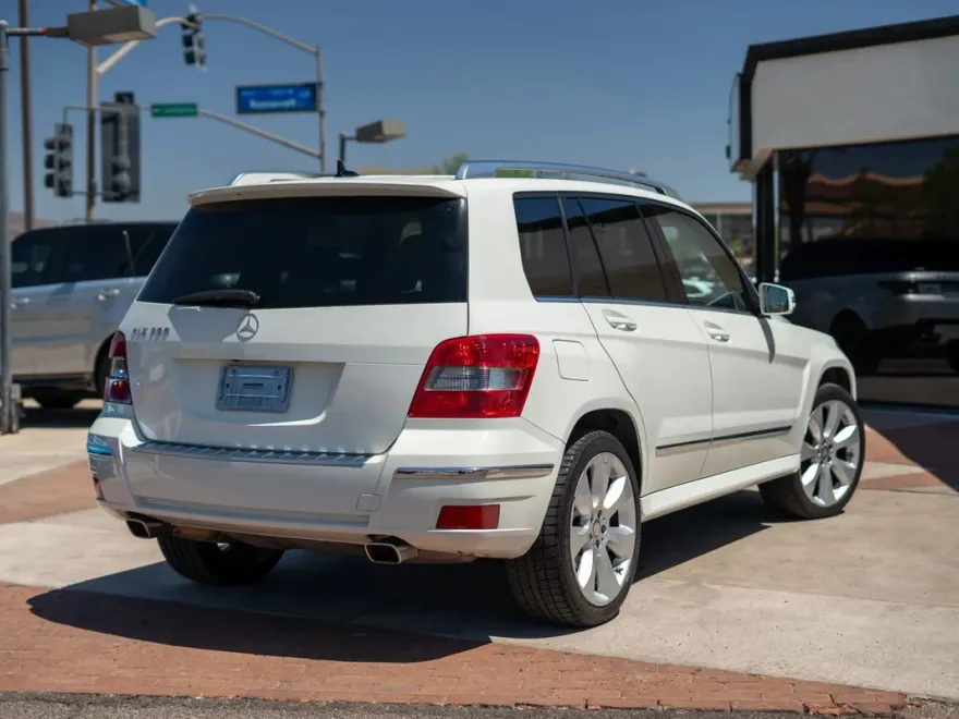 2011 Mercedes Benz GLK 350 photo 1