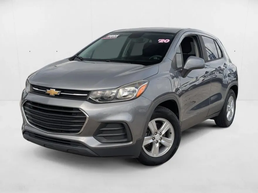 2020 Chevrolet Trax LS photo 1
