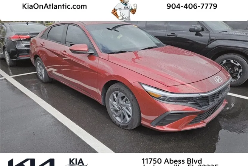 2024 Hyundai Elantra Hybrid Blue photo 1