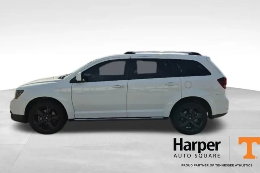 2020 Dodge Journey Crossroad photo 1