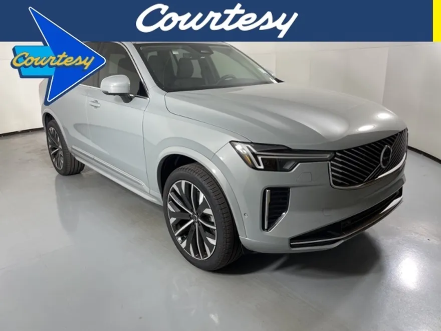 2025 Volvo XC90 B5 AWD Plus photo 1