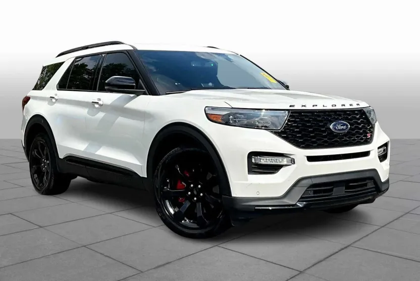 2022 Ford Explorer ST photo 1