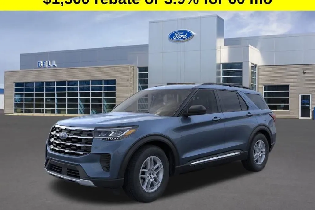 2025 Ford Explorer photo 1