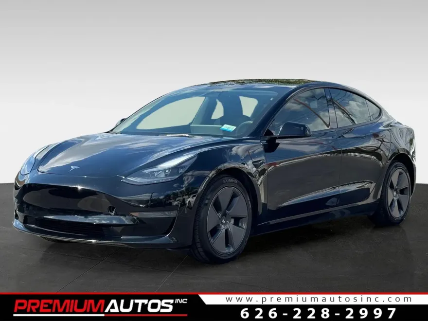 2023 Tesla Model 3 photo 1