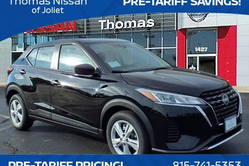 2025 Nissan Kicks Play S photo 1
