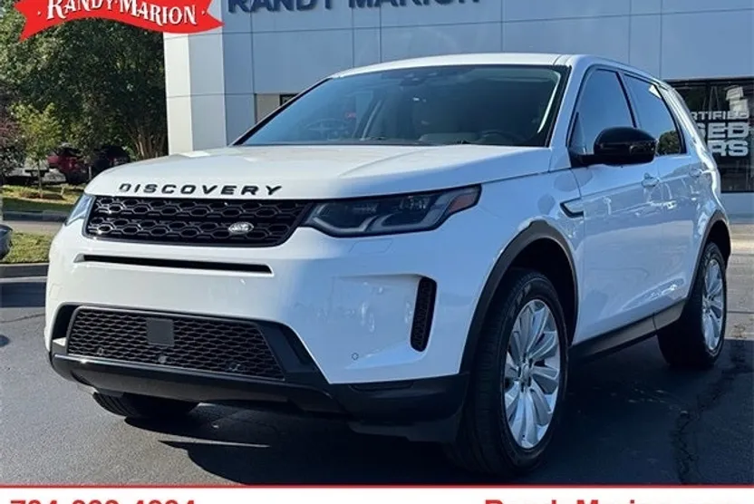 2020 Land Rover Discovery Sport SE photo 1