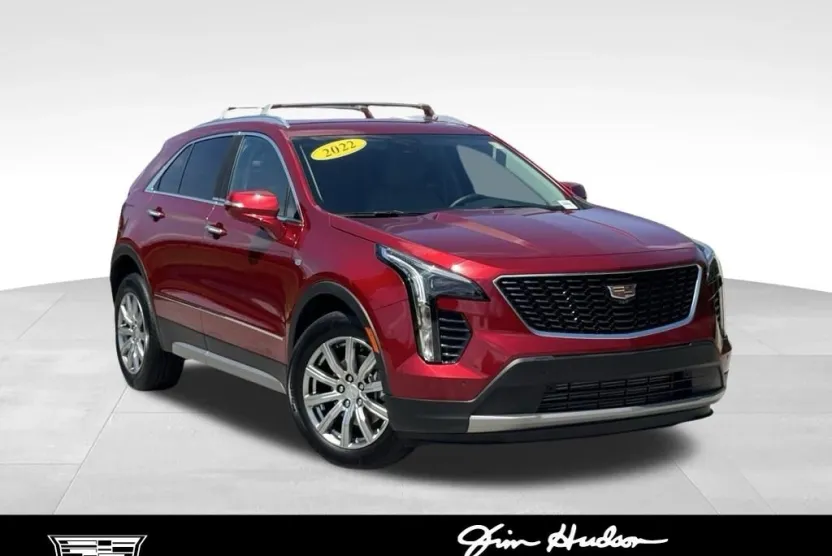 2022 Cadillac XT4 Premium Luxury photo 1