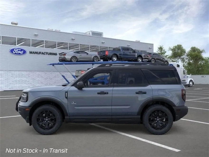 2025 Ford Bronco Sport Outer Banks photo 1