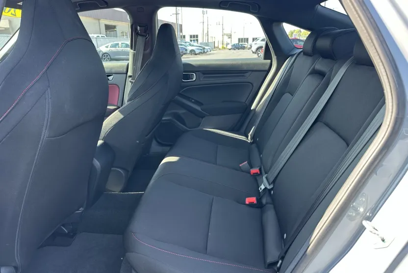 2024 Honda Civic Si photo 1