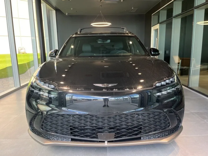 2024 Genesis GV60 photo 1