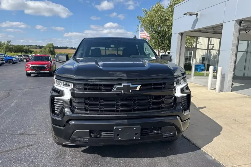 2026 Chevrolet Silverado RST photo 1