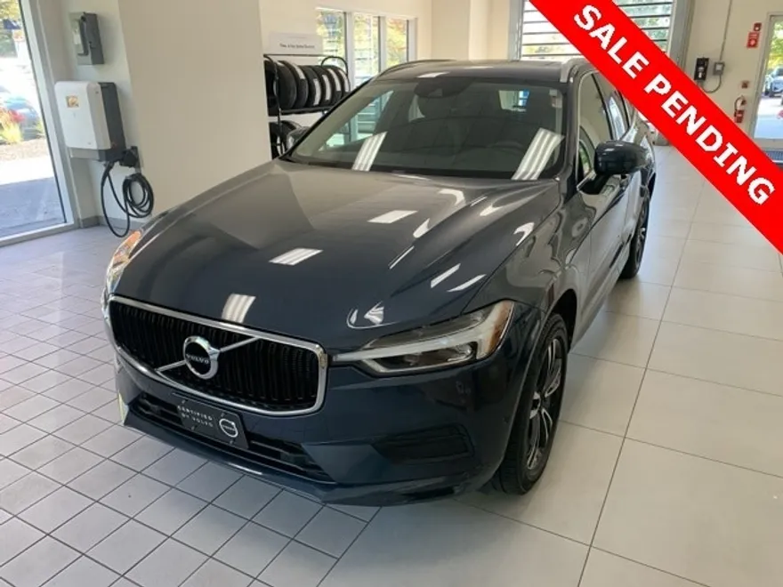 2019 Volvo XC60 T6 Momentum photo 1