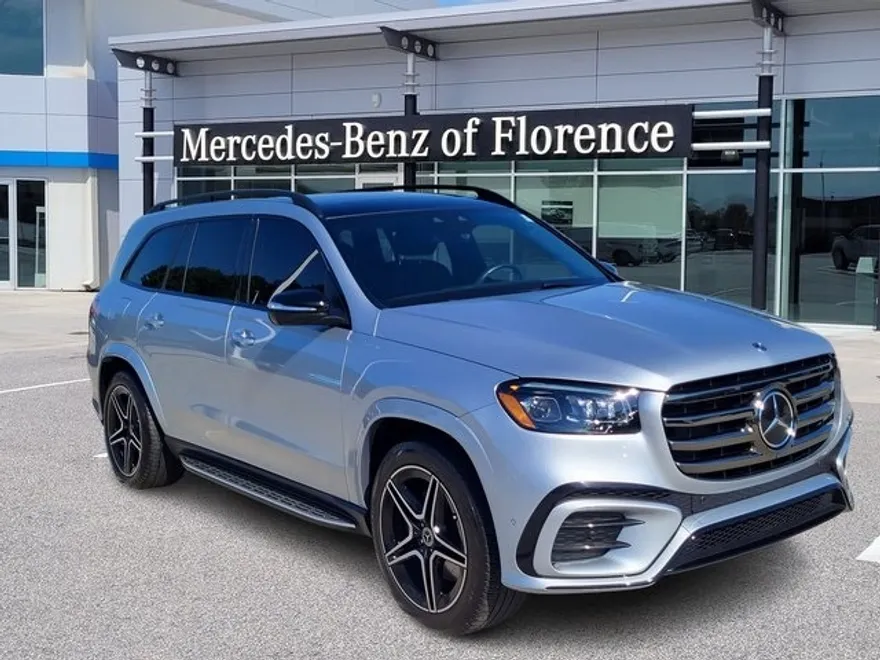 2024 Mercedes Benz GLS 450 4MATIC photo 1
