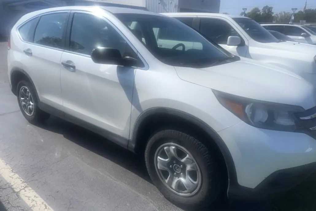 2014 Honda CR-V LX photo 1