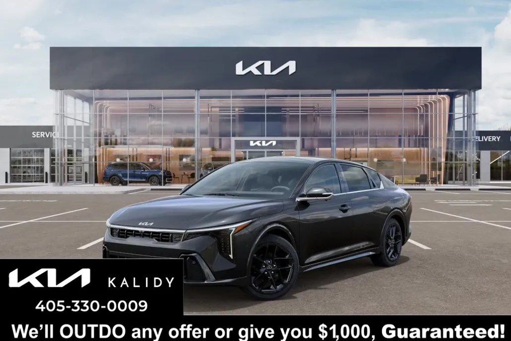 2025 Kia K4 photo 1