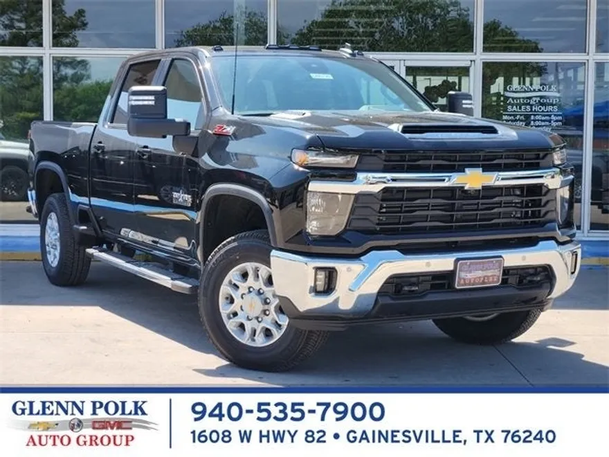 2025 Chevrolet Silverado 2500HD LT photo 1