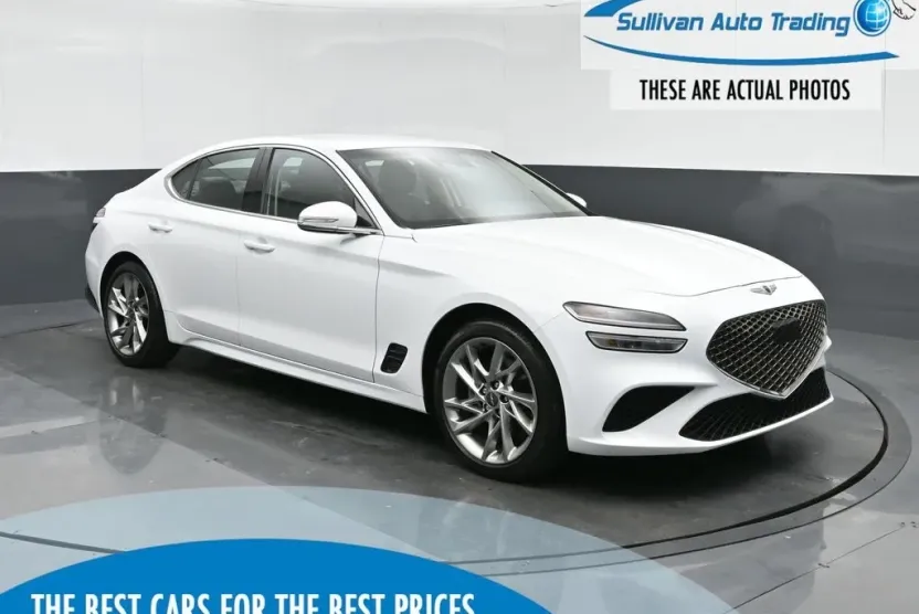 2022 Genesis G70 2.0T photo 1
