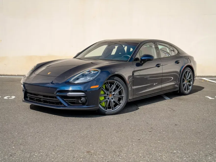 2019 Porsche Panamera E-Hybrid Turbo S photo 1