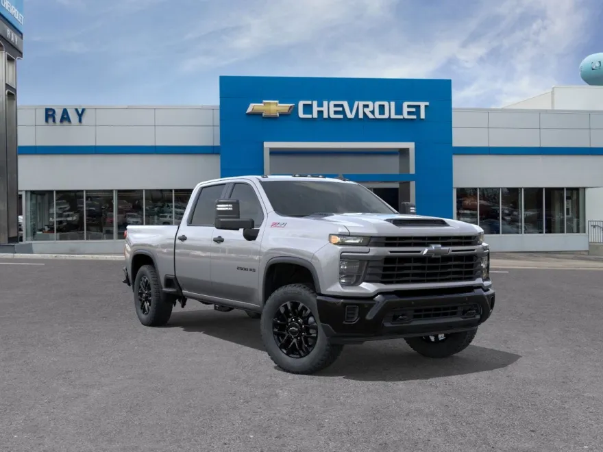 2026 Chevrolet Silverado 2500HD Custom photo 1
