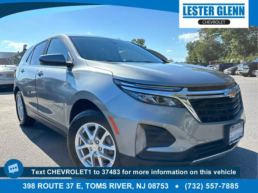2023 Chevrolet Equinox LT photo 1