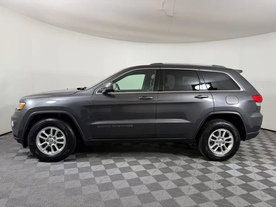 2018 Jeep Grand Cherokee Laredo E photo 1