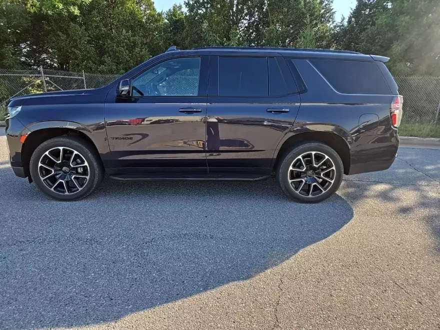 2022 Chevrolet Tahoe RST photo 1