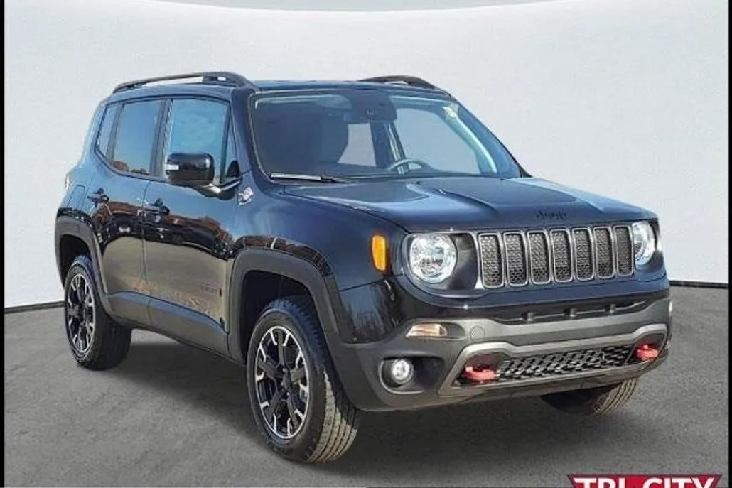 2023 Jeep Renegade Trailhawk photo 1