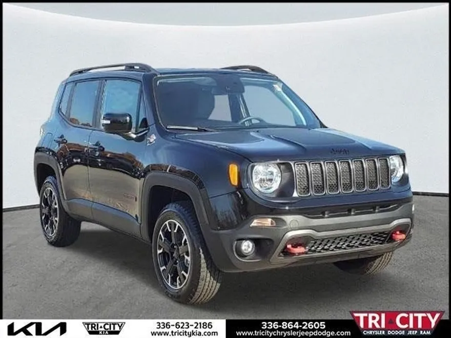2023 Jeep Renegade Trailhawk photo 1
