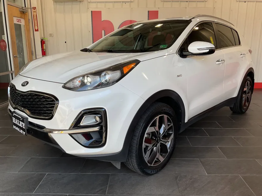 2020 Kia Sportage EX photo 1