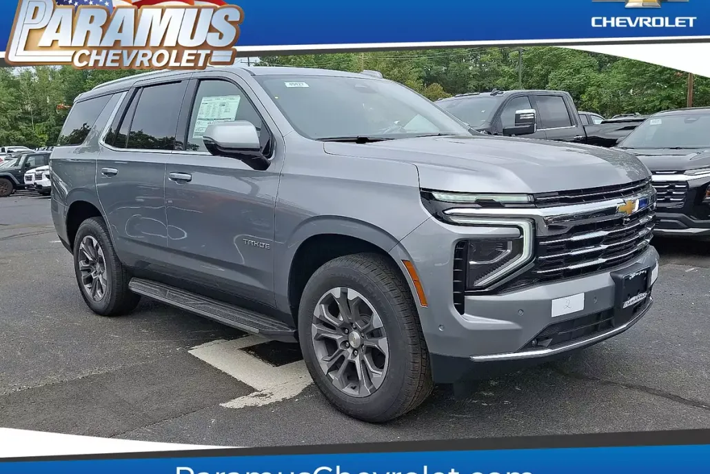 2025 Chevrolet Tahoe LT photo 1