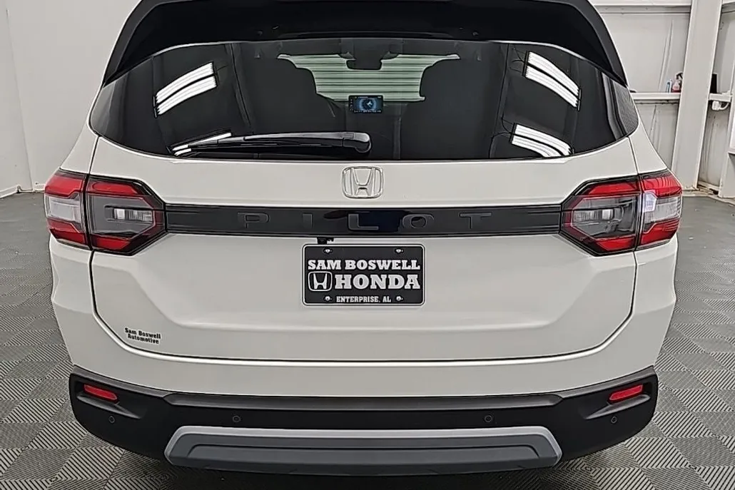 2025 Honda Pilot EX-L photo 1