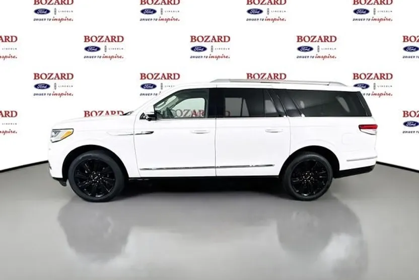 2022 Lincoln Navigator L Reserve photo 1