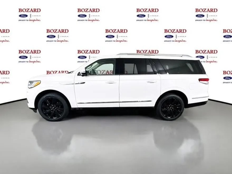 2022 Lincoln Navigator L Reserve photo 1