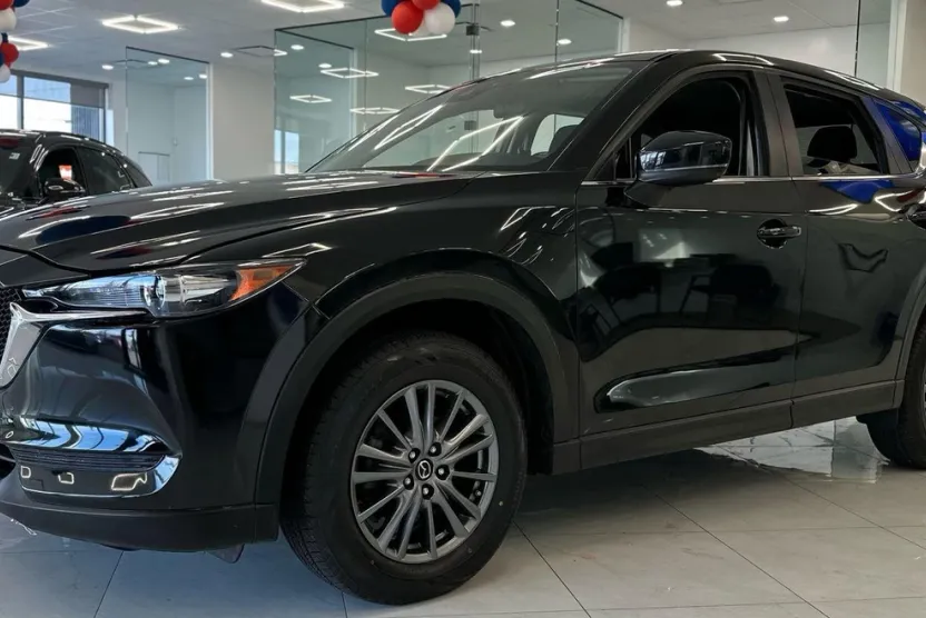 2018 Mazda CX-5 Sport photo 1